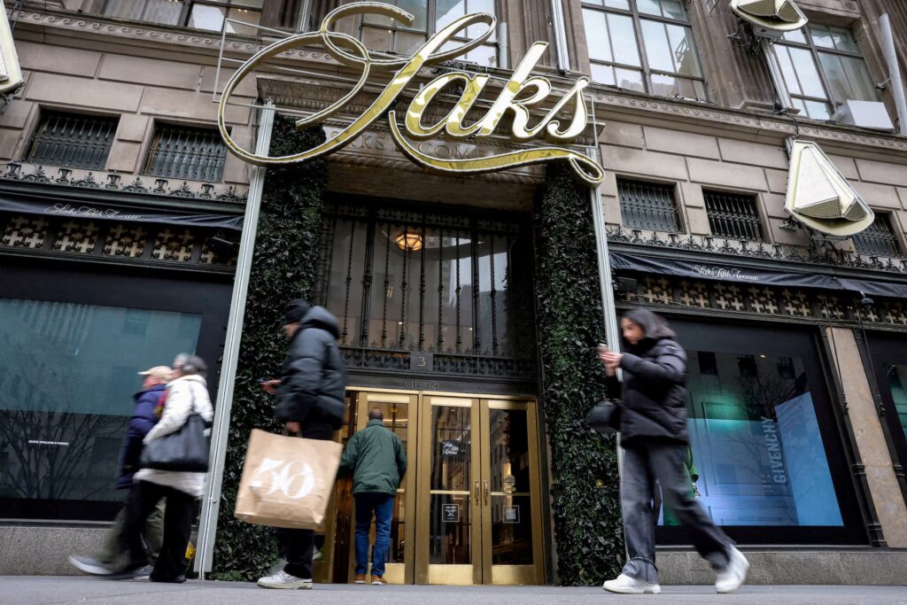 Saks Ends E-Commerce Partnership With Amazon Saks Ends E-Commerce Partnership With Amazon
