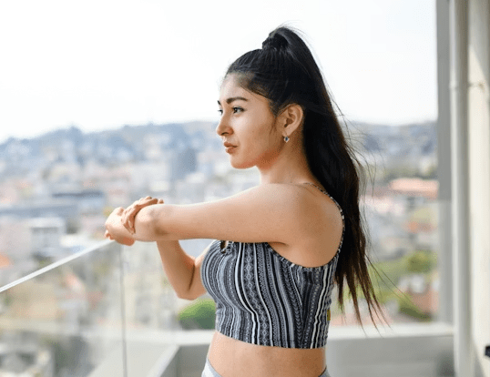 lady on ponytail