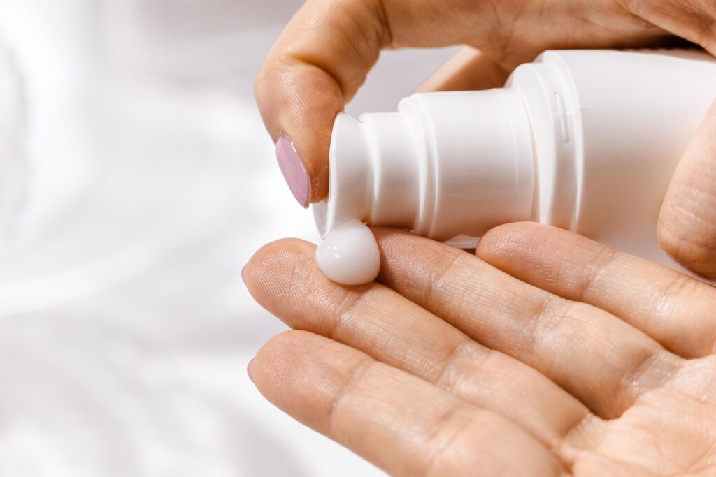 woman collecting toner lotion