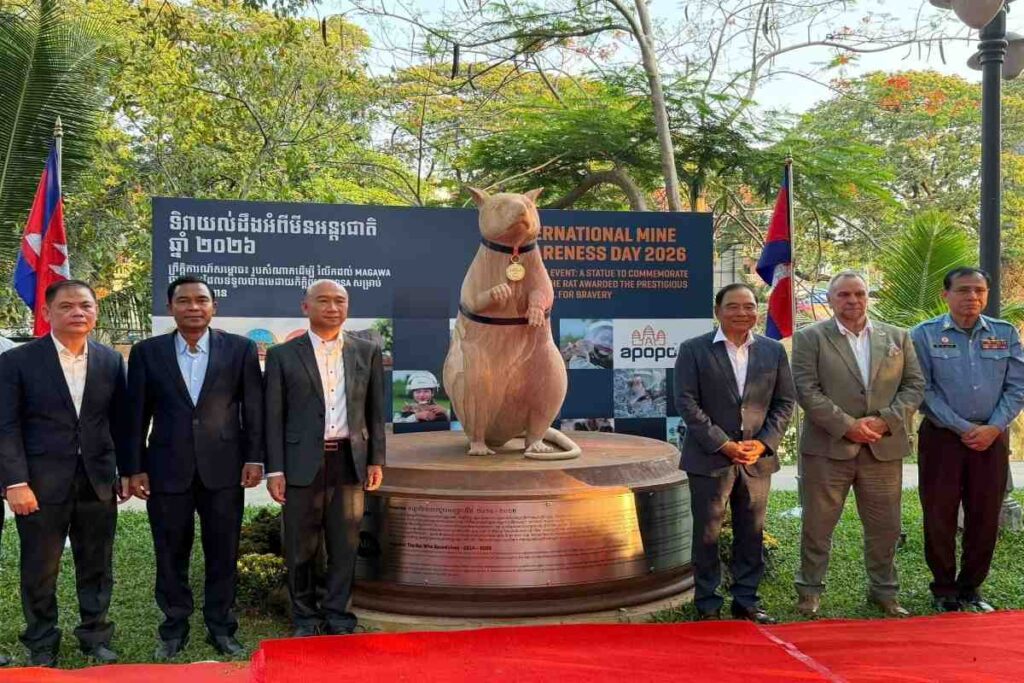 Cambodia Honours Hero Rat Magawa with Statue for Life Saving Work Hero Rat Magawa with Statue