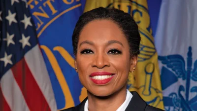 Dr Erica Schwartz