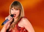 Taylor Swift Performing