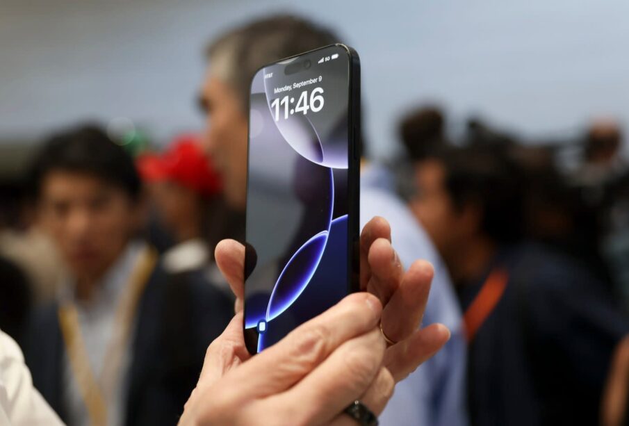 Apple Agrees to Pay Up to 95 Dollars in AI Lawsuit Settlement Over iPhone Claims