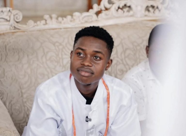 Peller speaking in a viral video as he jokingly warns fans to wear Aso Ebi ahead of his upcoming wedding.